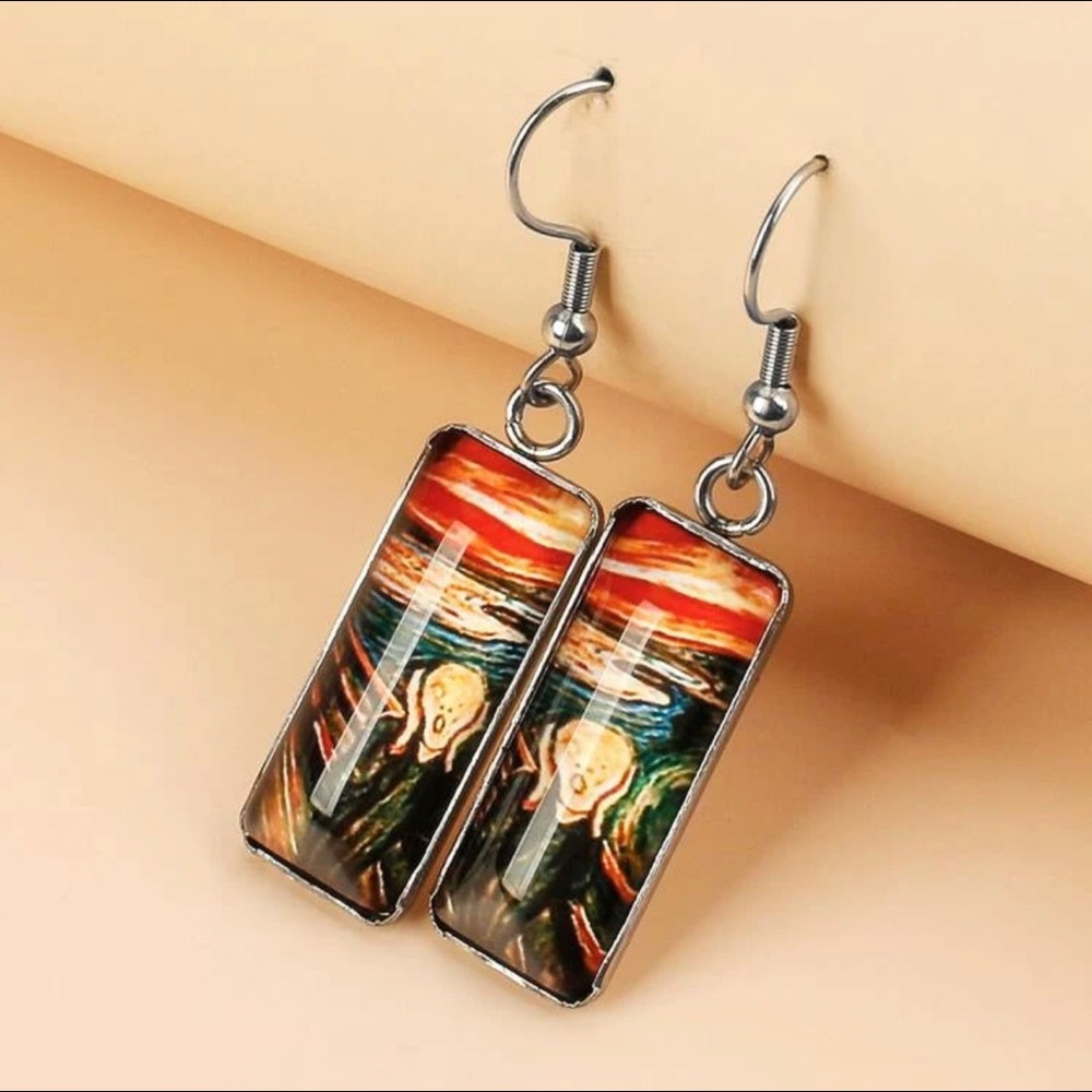 ๐ฆ 3/$24 The Scream earrings (famous painting by Edvard Munch) / NWOT - Picture 2 of 5